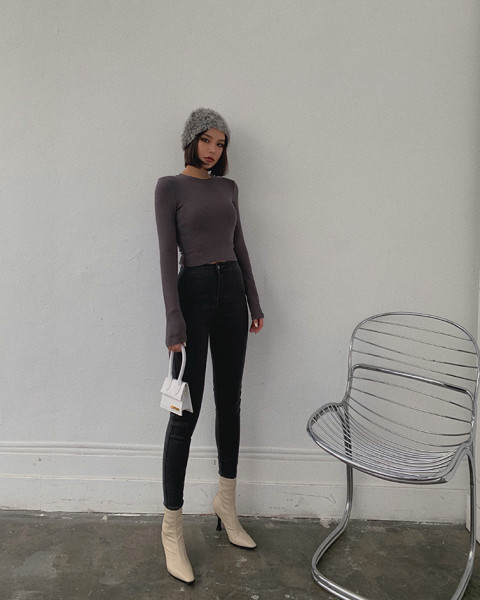 Дамски ежедневни дънки с  висока талия и джобове - Slim Модел