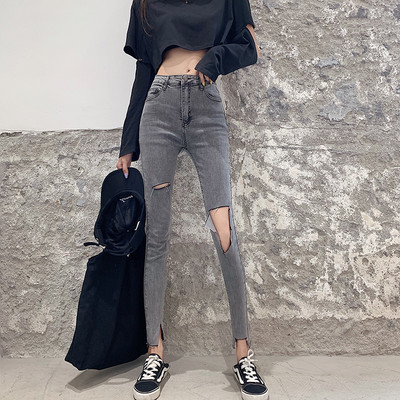 Moodsad naiste teksad rebenenud elementidega - retro stiilis