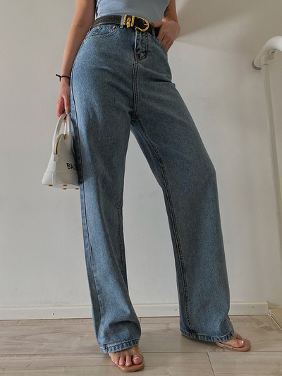 Дамски дънки широк модел с джобове и висока талия в син цвят