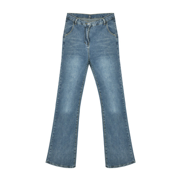 Дамски дънки в черен цвят - широк модел