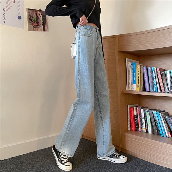 Καθημερινά τζιν με ψηλή μέση σε μπλε χρώμα