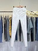 Taskute ja kõrge vöökohaga naiste teksad valged