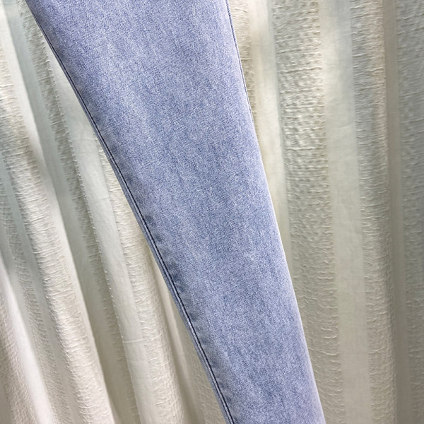 Naiste teksad Õhuke nööbi ja taskutega mudel