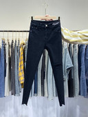 Naiste vabaaja teksad, millel on parem rebenenud ja kõrge vöökoht