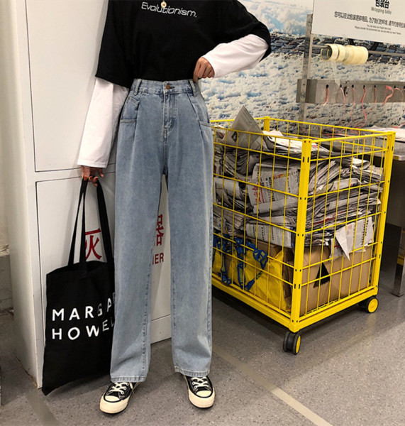 Дамски дънки прав модел с висока талия и джобове в син цвят