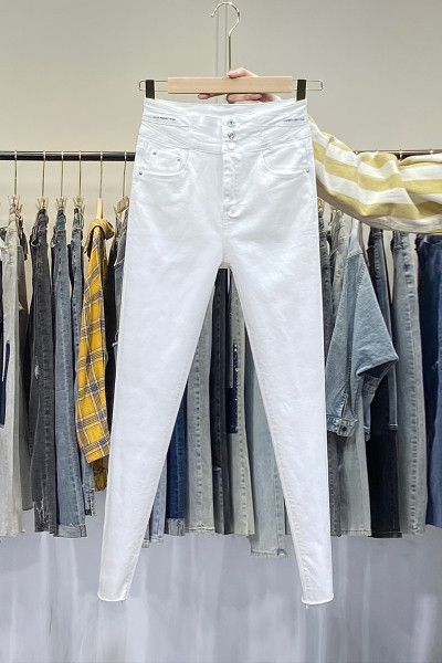 Naiste kõrge vöökohaga teksad – valget värvi