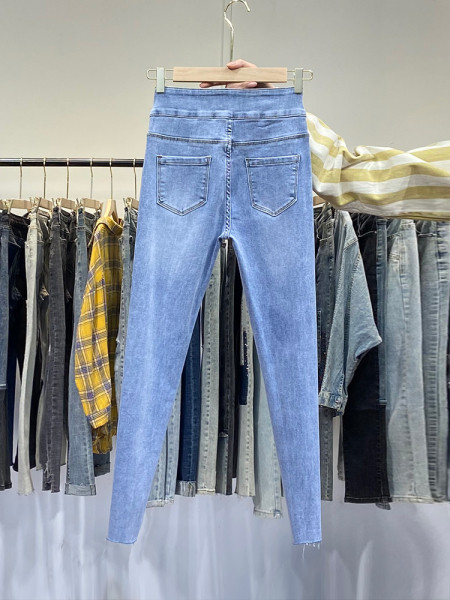 Нов модел дамски дънки-Slim модел