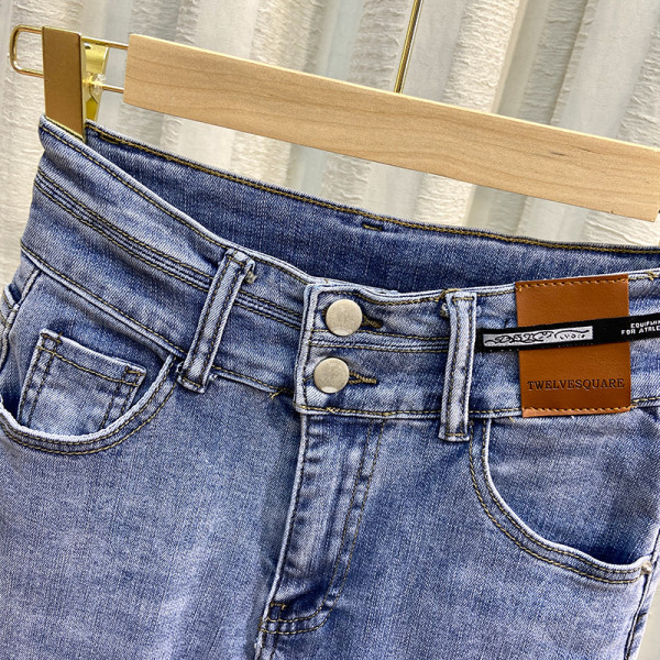 Изчистени дамски дънки Slim Модел 