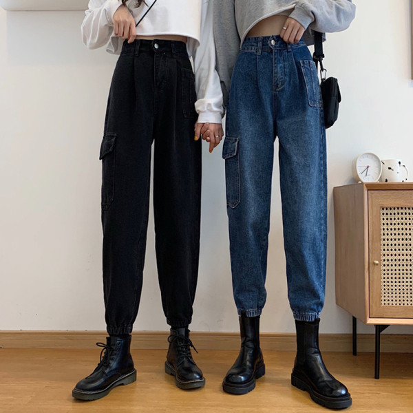 Ležerni slobodni model traperica s džepovima