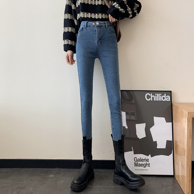 Moodsad naiste teksad taskute ja nööpidega musta ja sinise värviga