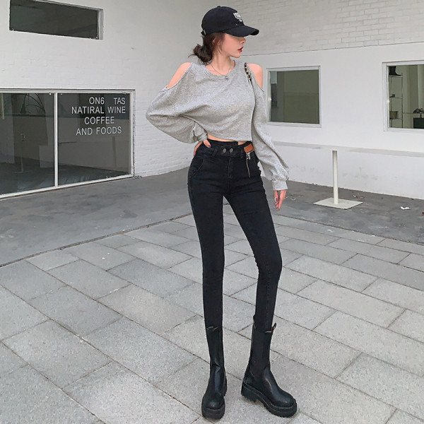 Γυναικεία τζιν casual με φερμουάρ και κουμπιά