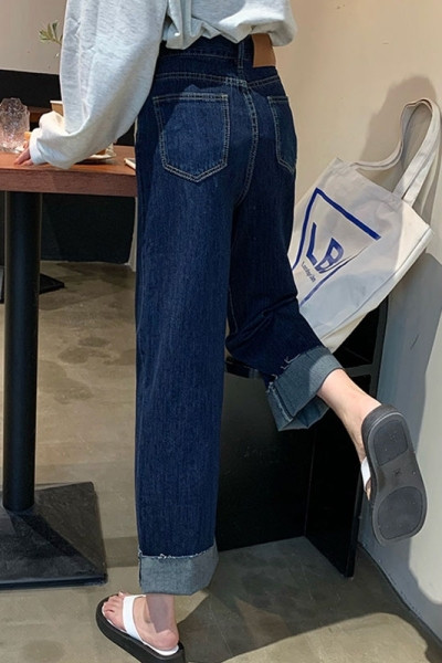 Ежедневни дънки широк модел с маншет