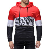 Moodne aplikatsiooni ja lipsudega meeste dressipluus