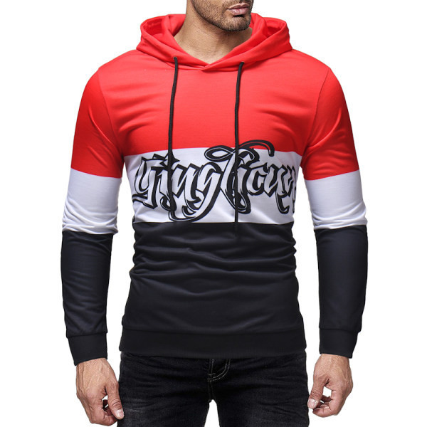 Moodne aplikatsiooni ja lipsudega meeste dressipluus