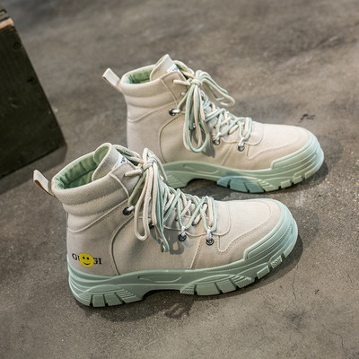 Γυναικεία αθλητικά πάνινα παπούτσια κατάλληλα για το χειμώνα με κορδόνια