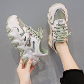 Γυναικεία αθλητικά πάνινα παπούτσια με κορδόνια και τραχιά σόλα