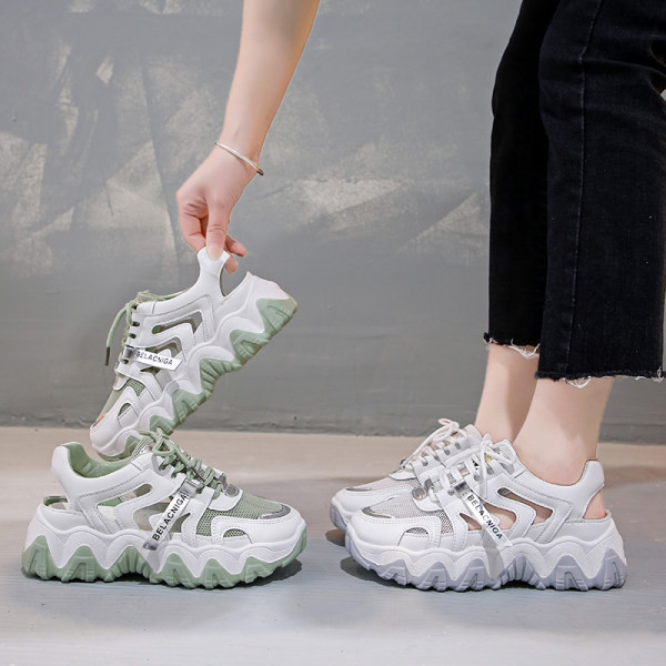 Γυναικεία αθλητικά πάνινα παπούτσια με κορδόνια και τραχιά σόλα