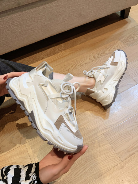 Γυναικεία αθλητικα πάνινα παπούτσια με πλατφόρμα και κορδόνια 6 cm