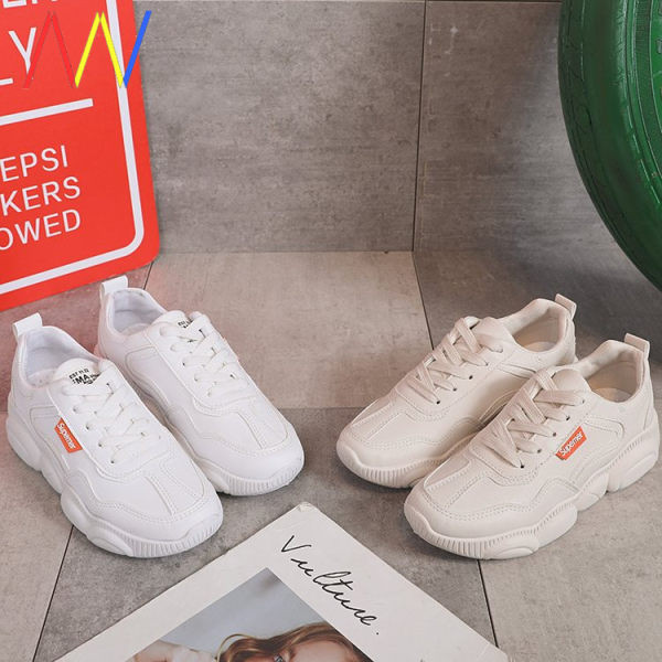 Moodsad kareda tallaga naiste tossud