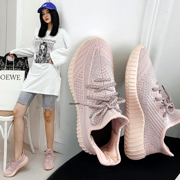 Γυναικεία αθλητικά πάνινα παπούτσια με κορδόνια και επίπεδη σόλα