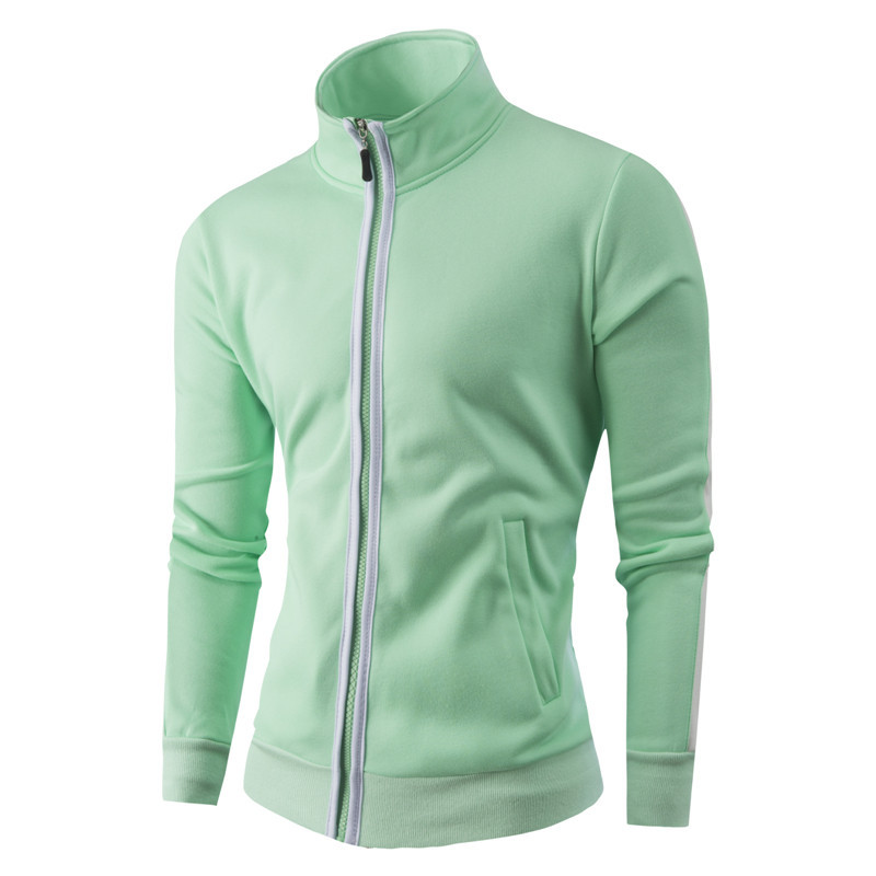 Igapäevane taskutega dressipluusi tavaline mudel