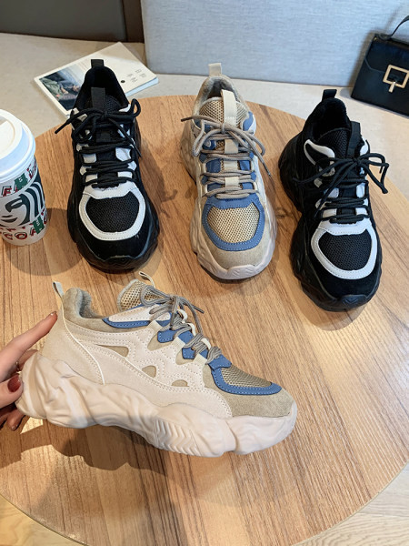 Спортни дамски маратонки с 6см платформа