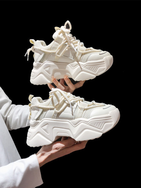 Γυναικεία casual πάνινα παπούτσια με τραχιά σόλα και κορδόνια σε τρία χρώματα