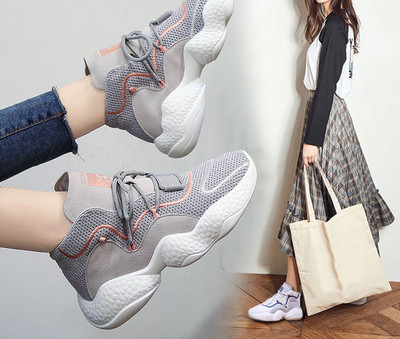 Νέο μοντέλο ψηλά αθλητικά παπούτια  με τραχιά σόλα για γυναίκες