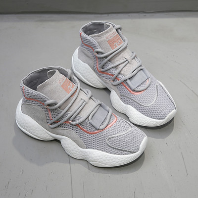 Νέο μοντέλο ψηλά αθλητικά παπούτια  με τραχιά σόλα για γυναίκες