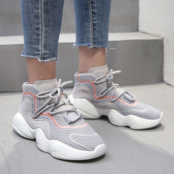 Νέο μοντέλο ψηλά αθλητικά παπούτια  με τραχιά σόλα για γυναίκες