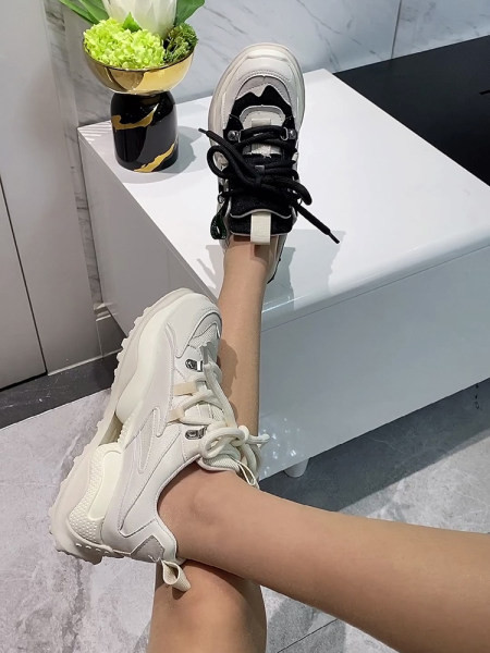 Γυναικεία casual αθλητικά παπούτσια με χοντρά πέλματα