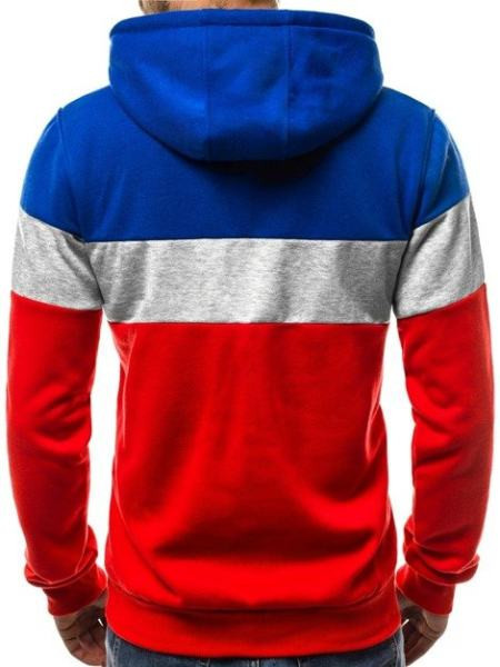 Praegune meeste dressipluusi tavaline mudel lipsude ja taskuga