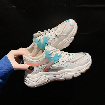 Γυναικεία χρωματιστά πάνινα παπούτσια σε τρία χρώματα με κορδόνια