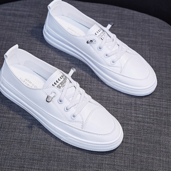 Μοντέρνα γυναικεία αθλητικά παπούτσια με επίπεδη σόλα - δύο μοντέλα