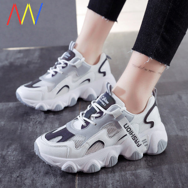 Moodsad ökonahast ja tekstiilist tossud