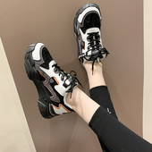 Paelte ja sooja voodriga naiste tossud