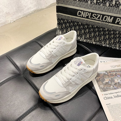 Naiste paeltega kevadiste tossude uus mudel