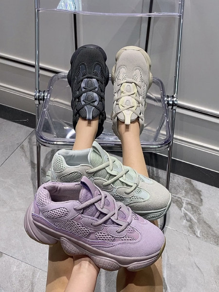 Γυναικεία αθλητικά παπούτσια με πλέγμα και τραχιά σόλα