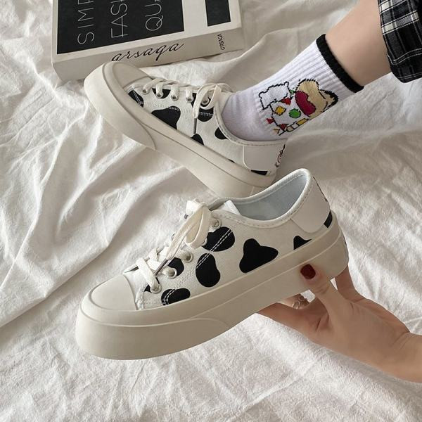 Lameda talla ja loomatrükiga naiste tossud