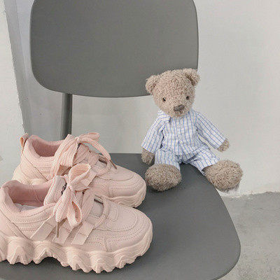 Roosa ja beeži värvi krobelise tallaga naiste tossude uus mudel