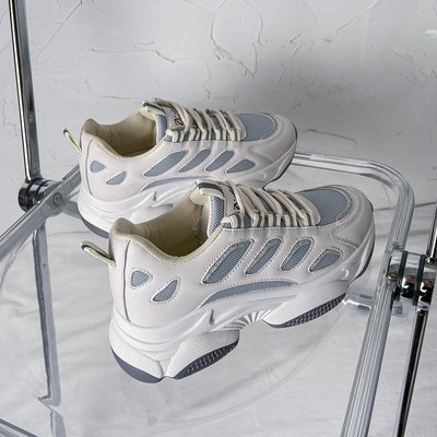 Αθλητικά και casual πάνινα παπούτσια με κορδόνια και πλέγμα