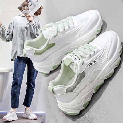 Kaasaegsed naiste tossud paelte ja kareda tallaga - mitu mudelit