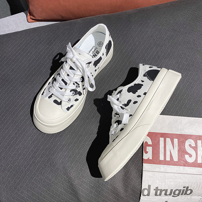 Γυναικεία casual αθλητικά παπούτσια κατασκευασμένα από ύφασμα με επίπεδη σόλα