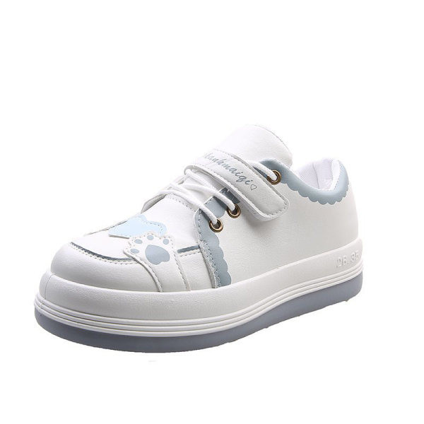 Γυναικεία casual αθλητικά παπούτσια με λουράκια βελκρό και κορδόνια σε λευκό χρώμα