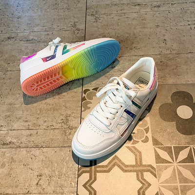 Γυναικεία έκο δερμάτινα παπούτσια με επίπεδη σόλα και κορδόνια