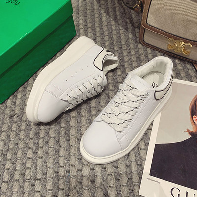 Lameda talla ja tikandiga naiste tossud