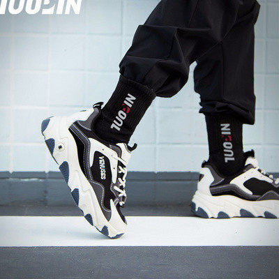 Γυναικεία αθλητικά καθημερινά παπούτσια με κορδόνια και τραχιά σόλα σε τρία χρώματα