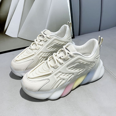 Casual αθλητικά παπούτσια με χρωματιστές σόλες και κορδόνια