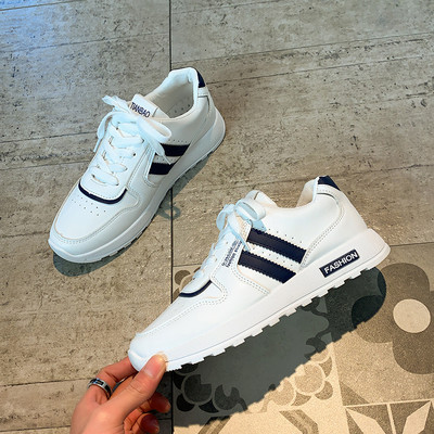 Naiste lameda tallaga hingavad tossud