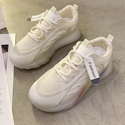 Γυναικεία γυναικεία αθλητικά παπούτσια με κορδόνια και απλικέ χρώμα